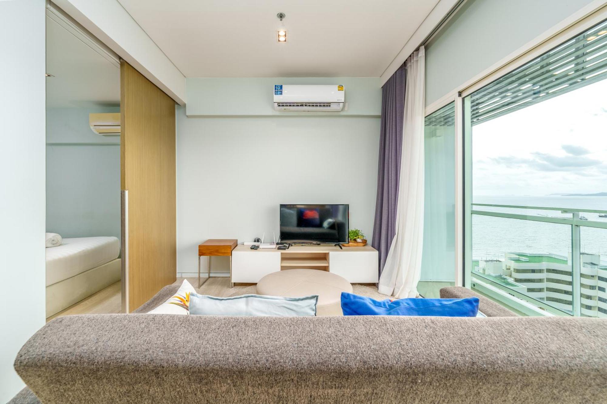 Veranda Residence By Ning Jomtien Beach Exterior photo